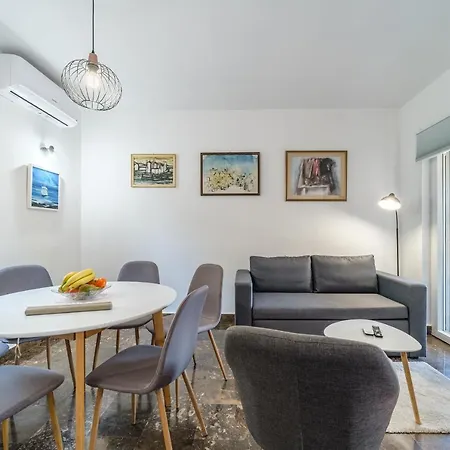 Apartmán Atj House *