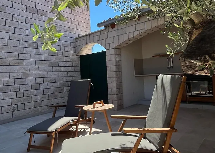Apartmán Atj House *